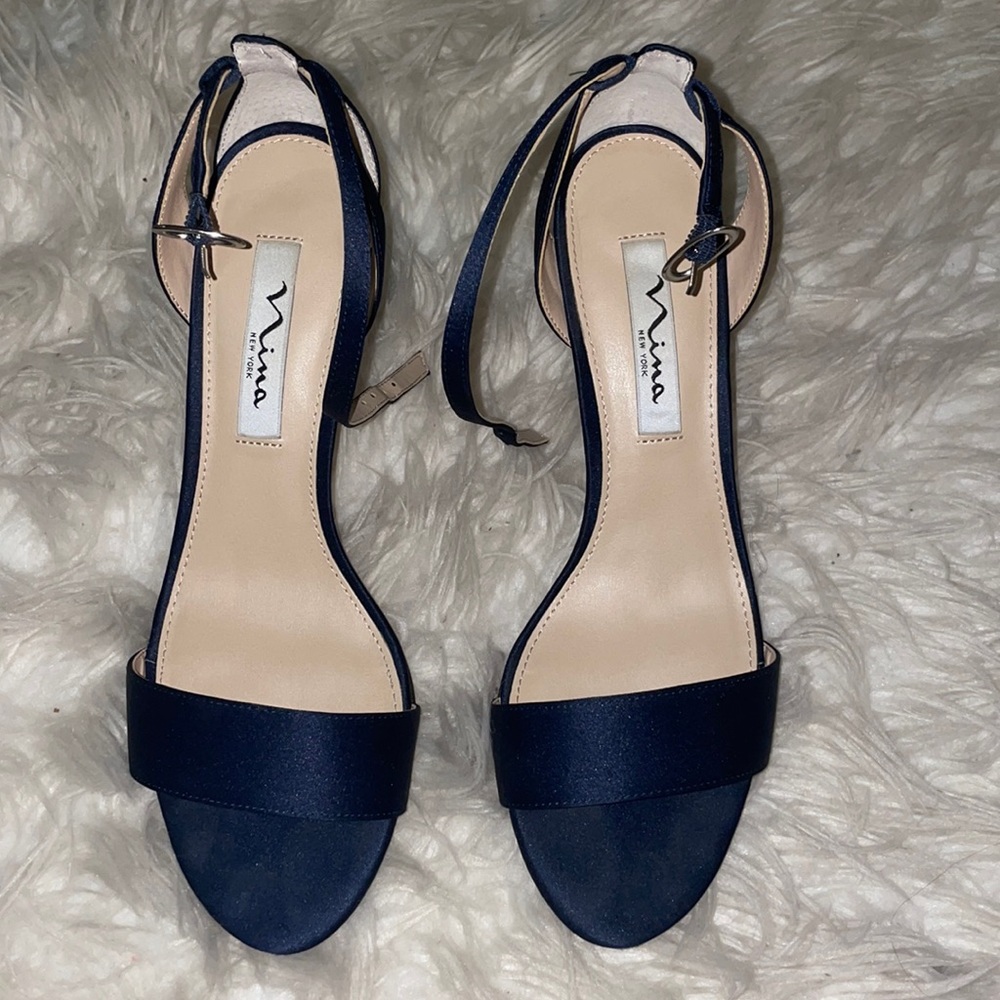 Navy blue heels